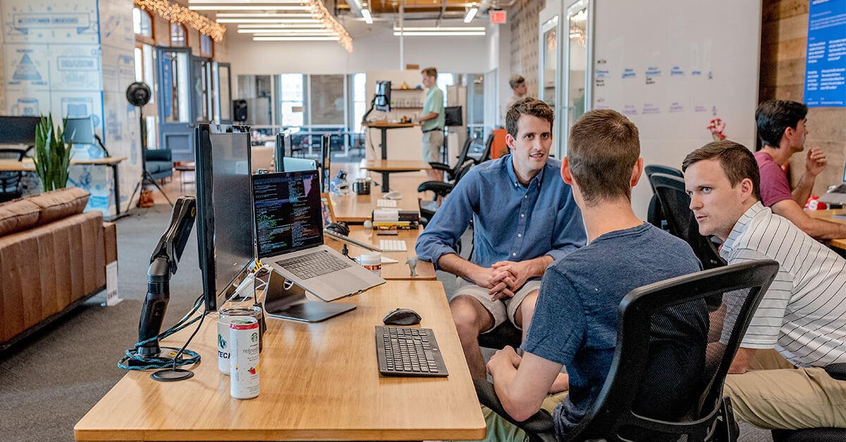 What’s an Enterprise Cloud Communications Platform? [Features, Pricing